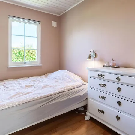 Prázdninový dům 3 Bedroom Cozy In *