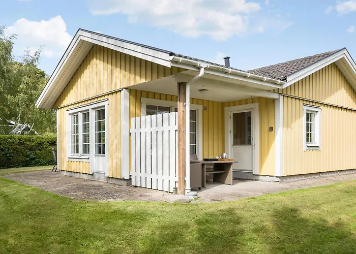 3 Bedroom Cozy In *